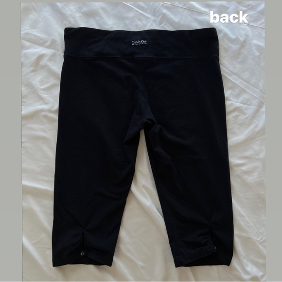 ❣️2/$25❣️Calvin Klein Performance QUICK DRY knee long leggings biker shorts | L - Picture 8 of 9